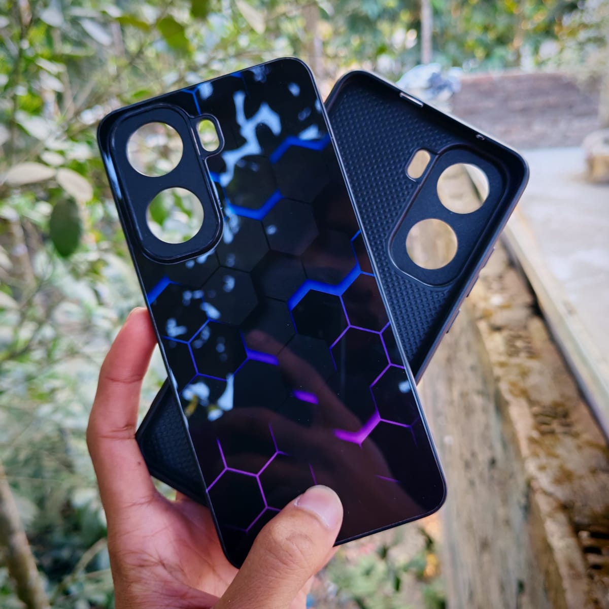 iQOO Neo11 Metallic Honeycomb Stain-Resistant Glass Back cover