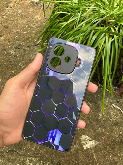 IQOO Z9Turbo Honeycomb cube metal paint glass case_img_1