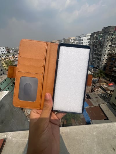 IQOO Neo9 invisible bracket portable magnetic card protection leather case with card holder_img_3