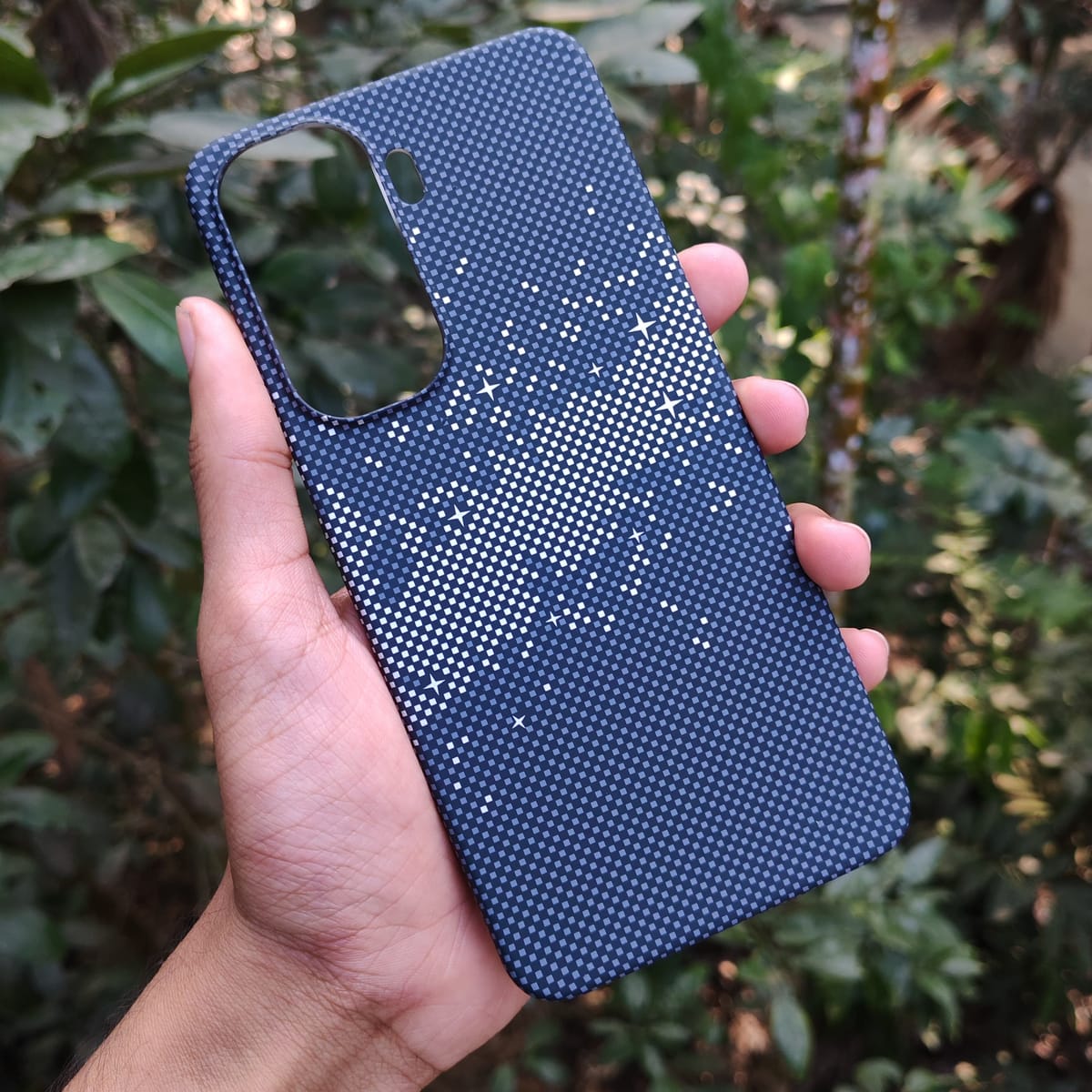 iQOO Neo11 Starry Sky Galaxy Semi-Enclosed Hard Shell Large Hole Ultra-Thin Cover