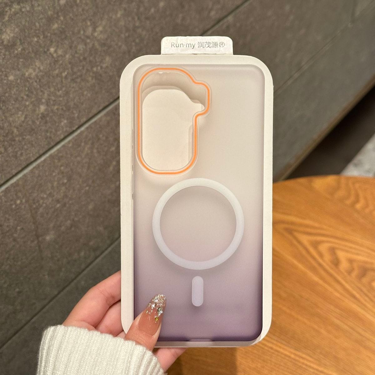 iQOO Neo10 Gradient Frosted Magnetic Skin-like Feel Hard Pc Transparent Cover
